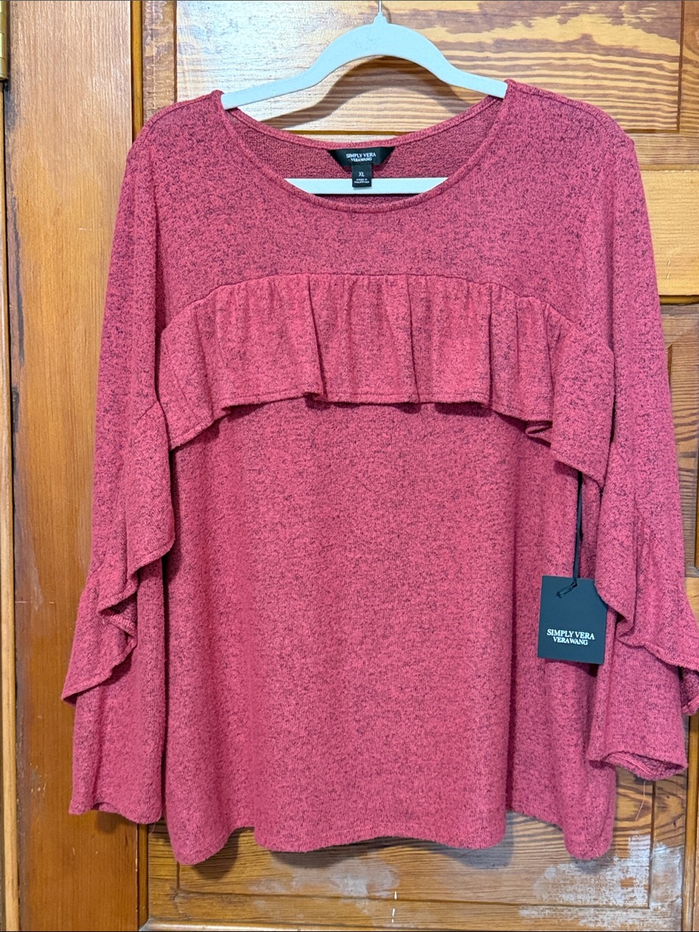 Simply Vera Vera Wang Sweater Ruffled Front and Sleeves Super Soft Size XL
